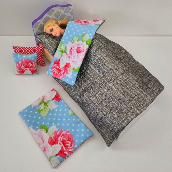 12 Inch Fashion Doll Bedding Set - Picture 6 of 6
